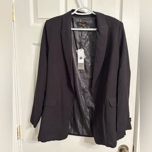 Truth by Republic woman’s black oversized blazer